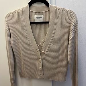 Abercrombie & Fitch cardigan set